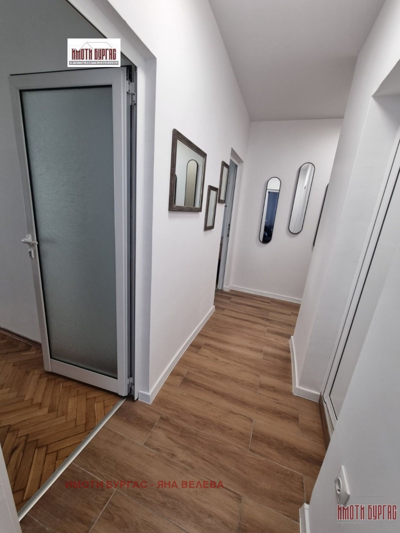 Дава под наем 3-СТАЕН, гр. Бургас, Център, снимка 11 - Апартаменти - 53321867