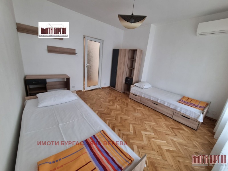 Дава под наем 3-СТАЕН, гр. Бургас, Център, снимка 7 - Апартаменти - 53321867