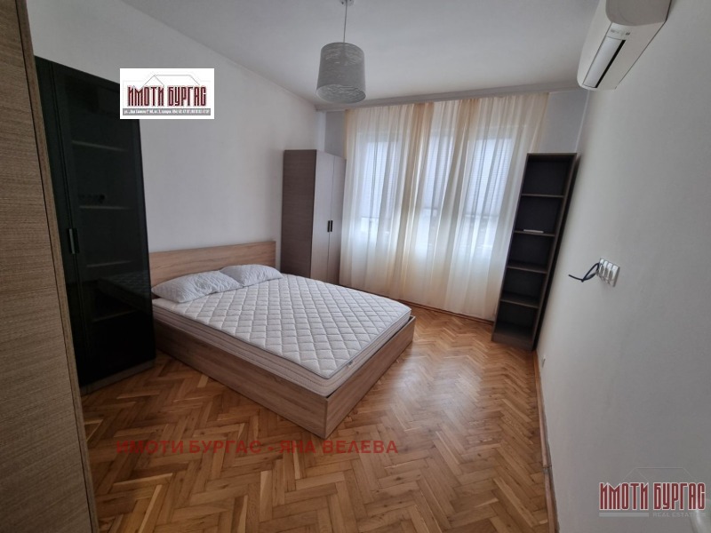 Дава под наем 3-СТАЕН, гр. Бургас, Център, снимка 4 - Апартаменти - 53321867