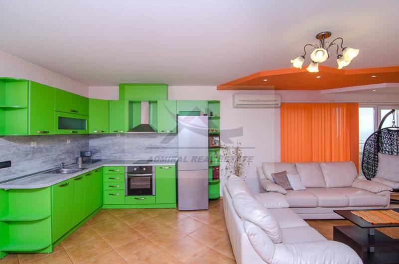 A louer  3 chambres Varna , Briz , 210 m² | 62209443