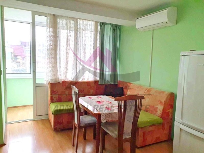 Kiadó  2 hálószobás Varna , Kolhozen pazar , 80 négyzetméter | 93017410