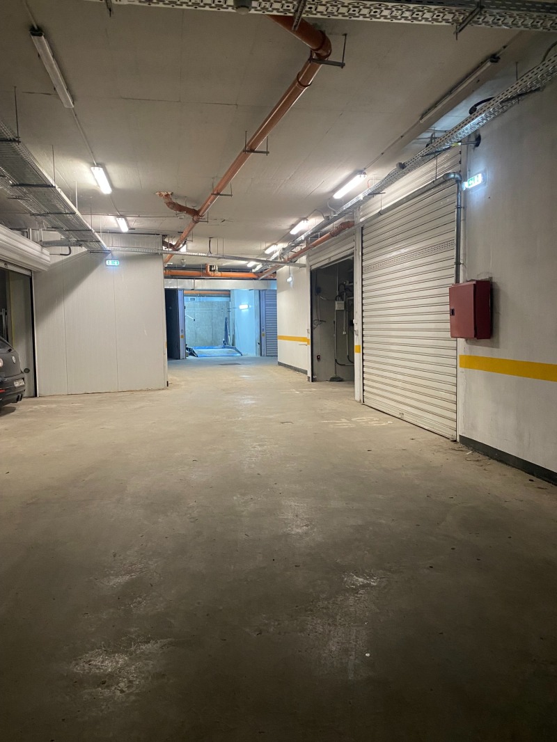 Дава под наем ГАРАЖ, ПАРКОМЯСТО, гр. София, Манастирски ливади, снимка 5 - Гаражи и паркоместа - 52605252