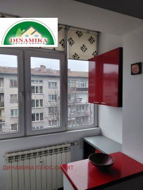 ���� ��� ���� 3-����� | Imot.bg � ����� ������ 12