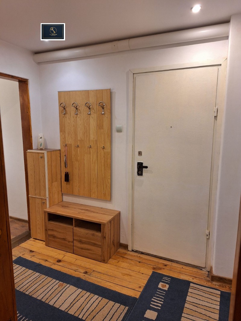 Дава под наем 2-СТАЕН, гр. София, Център, снимка 4 - Апартаменти - 53558971