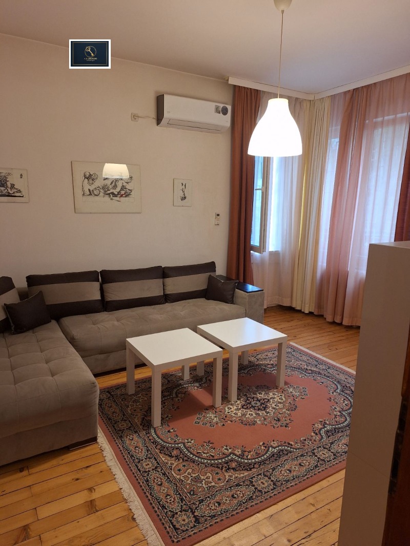 Дава под наем 2-СТАЕН, гр. София, Център