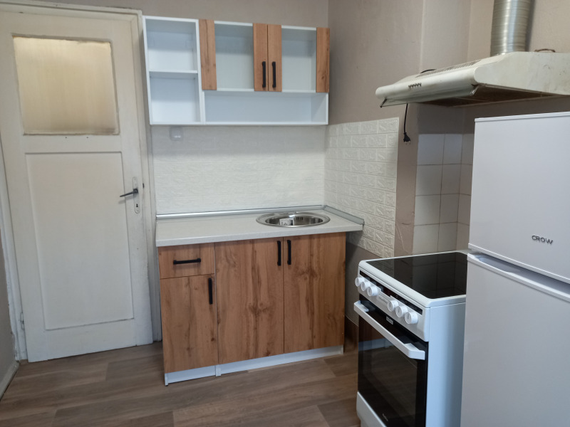 В оренду  2 спальні София , Яворов , 90 кв.м | 99057284