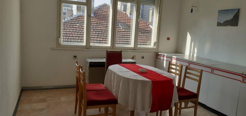 Te huur  2 slaapkamers Plovdiv , Tsentar , 100 m² | 90151914 - afbeelding [2]