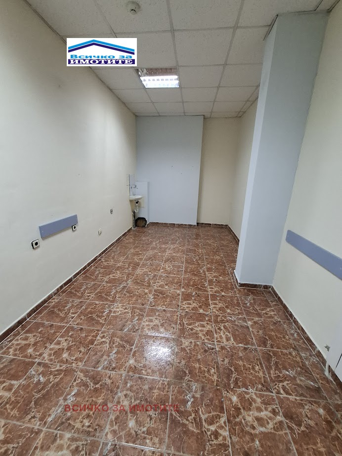 Дава под наем ОФИС, гр. Русе, Център