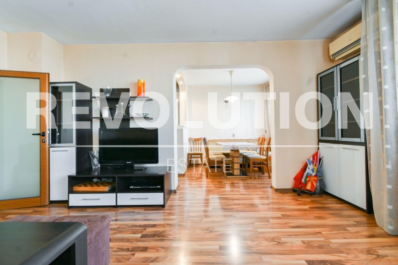 Kiralık  1 yatak odası Sofia , Zona B-18 , 80 metrekare | 38444705 - görüntü [3]