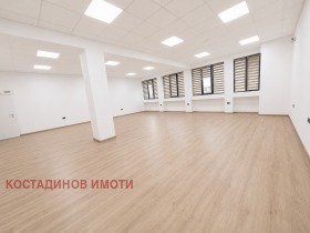 ОФИС, 140 m2