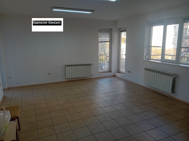 Дава под наем 3-СТАЕН, гр. София, Борово, снимка 7 - Апартаменти - 52434617