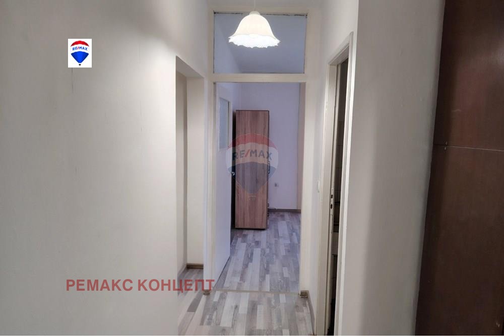 Дава под наем 2-СТАЕН, гр. Шумен, Център, снимка 4 - Апартаменти - 54929194