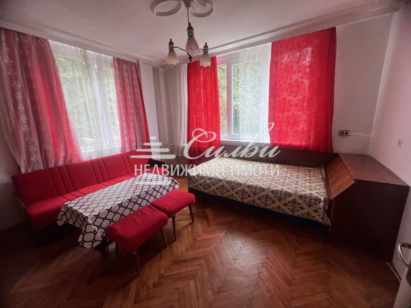 A louer  Studio Choumen , Tsentar , 39 m² | 99968352 - image [2]