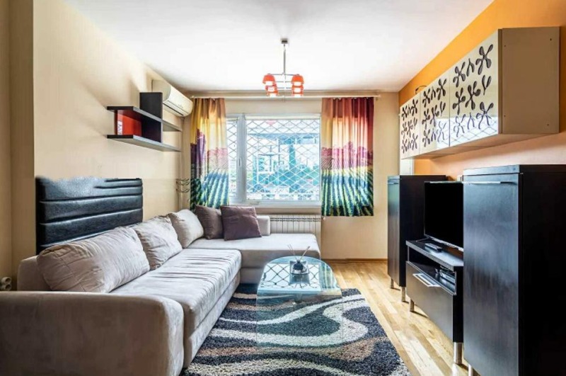 Para alugar  1 quarto Sofia , Strelbichtche , 70 m² | 87765604 - imagem [2]