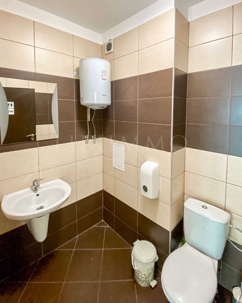 Vuokrattavana  Myymälä Sofia , Zona B-19 , 164 neliömetriä | 72129135 - kuva [7]