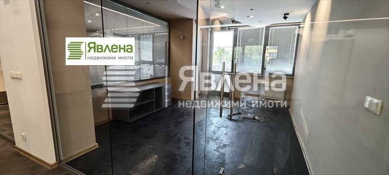 Издаје се  Канцеларија Софија , Центар , 290 м2 | 49496333 - слика [16]