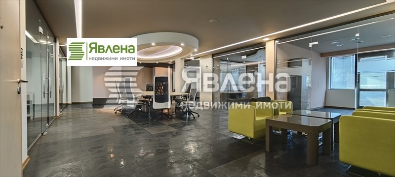Издаје се  Канцеларија Софија , Центар , 290 м2 | 49496333
