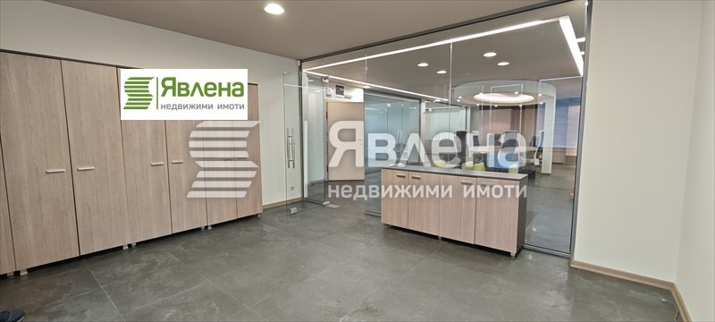 Издаје се  Канцеларија Софија , Центар , 290 м2 | 49496333 - слика [15]