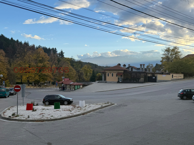 Дава под наем ГАРАЖ, ПАРКОМЯСТО, гр. Перник, Изток