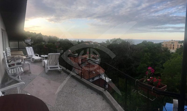 Дава под наем МНОГОСТАЕН, гр. Варна, Бриз, снимка 6 - Апартаменти - 54687386