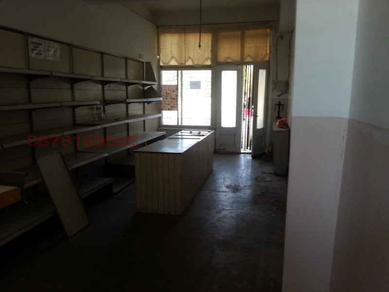 Дава под наем МАГАЗИН, с. Селановци, област Враца, снимка 4 - Магазини - 52783386