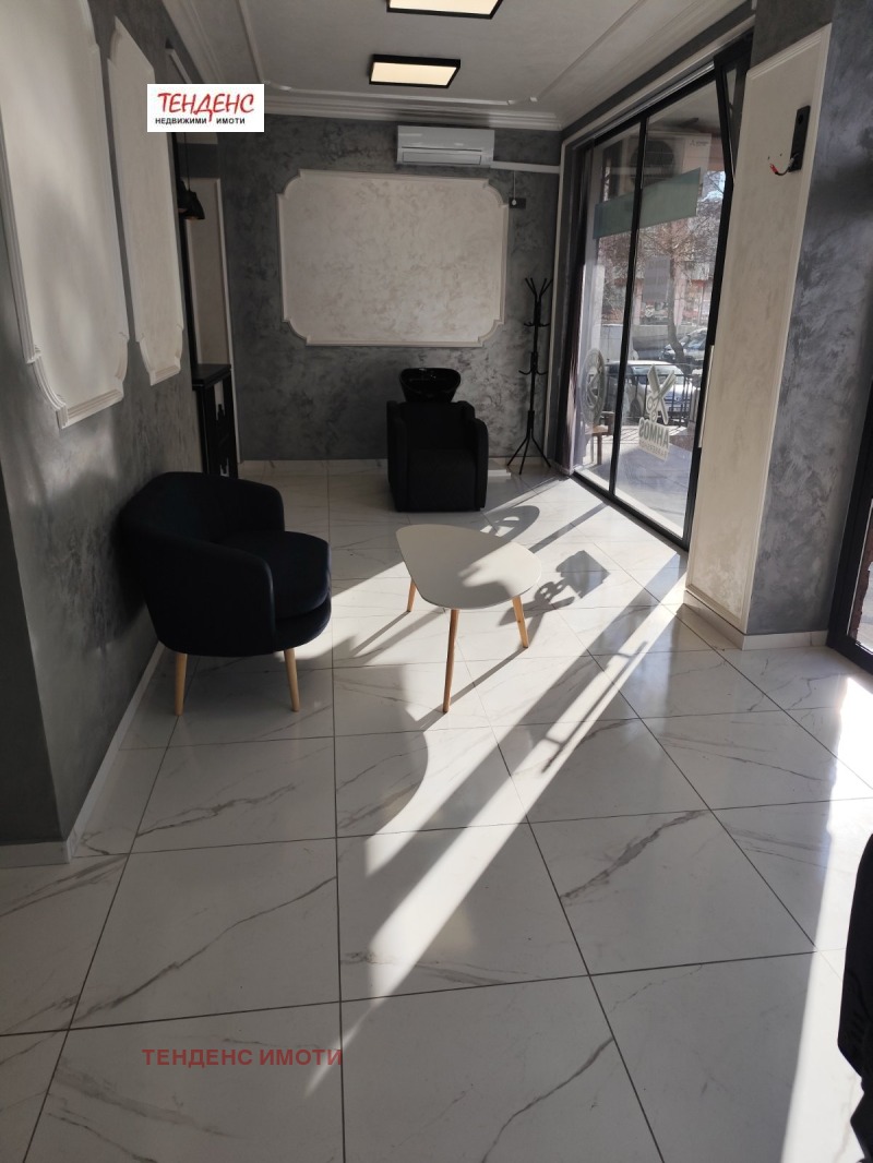 Дава под наем МАГАЗИН, гр. Кърджали, Възрожденци, снимка 7 - Магазини - 53602379