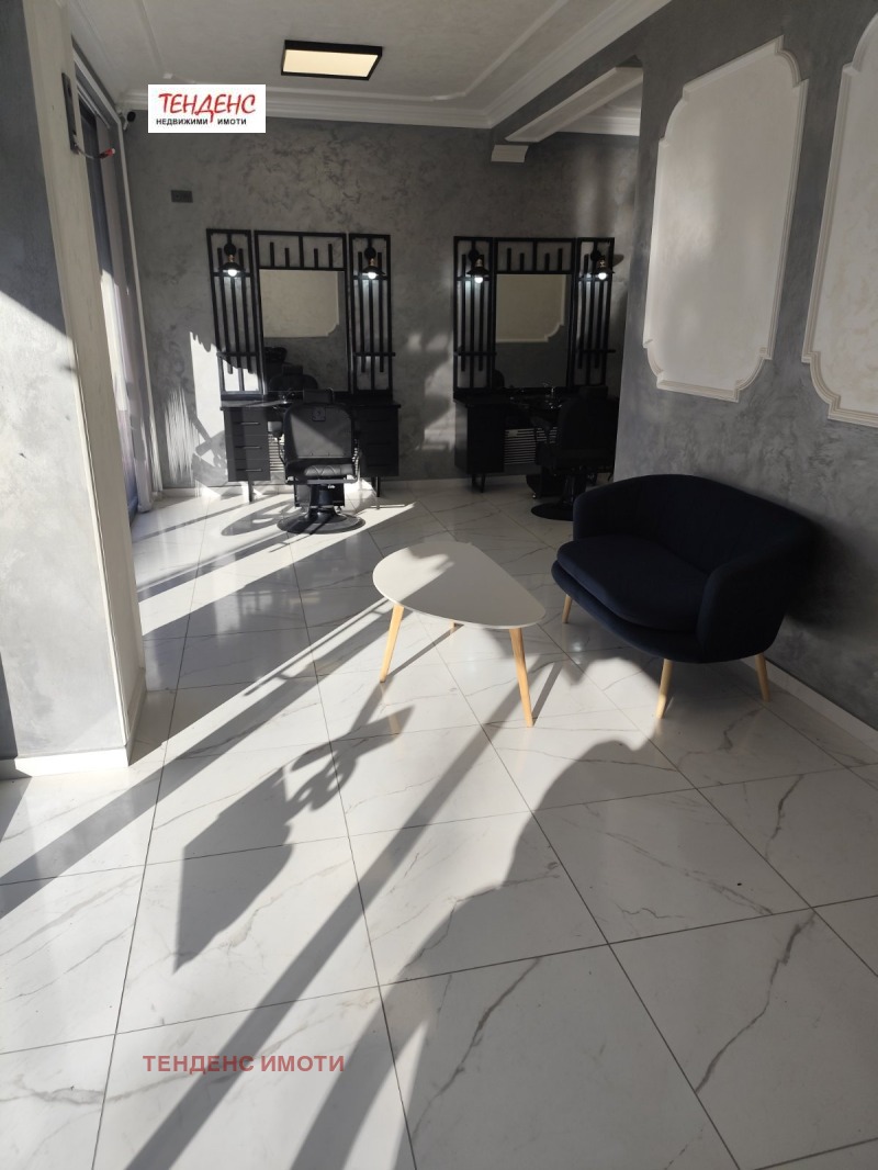 Дава под наем МАГАЗИН, гр. Кърджали, Възрожденци, снимка 10 - Магазини - 53602379