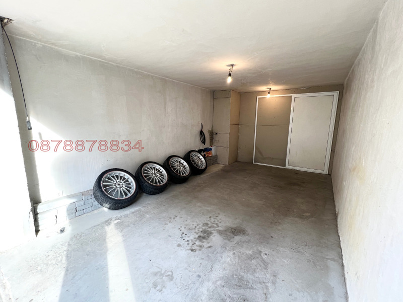 Дава под наем ГАРАЖ, ПАРКОМЯСТО, гр. Варна, Колхозен пазар, снимка 3 - Гаражи и паркоместа - 53219329