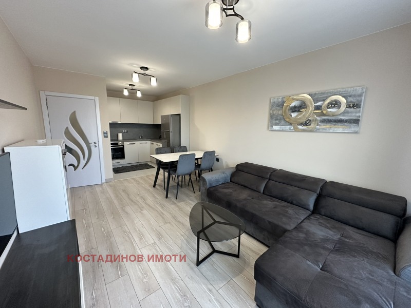 Para alugar  1 quarto Plovdiv , Centar , 67 m² | 36701698