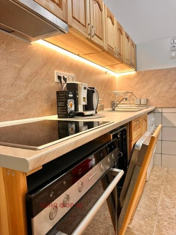 Дава под наем 2-СТАЕН, гр. София, Център, снимка 4 - Апартаменти - 53335462