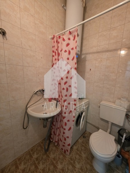 Дава под наем 2-СТАЕН, гр. Пловдив, Център, снимка 4 - Апартаменти - 56293384