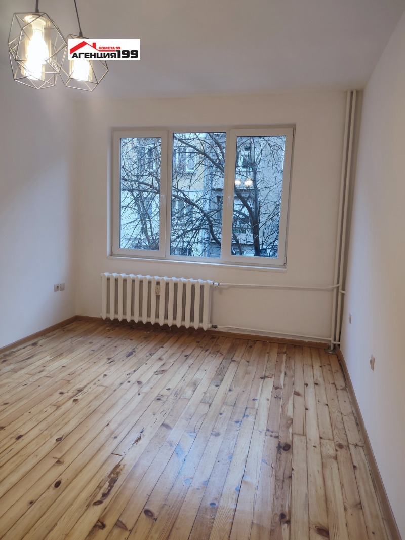 Til leie  2 soverom Sofia , Tsentar , 110 kvm | 74381478 - bilde [3]
