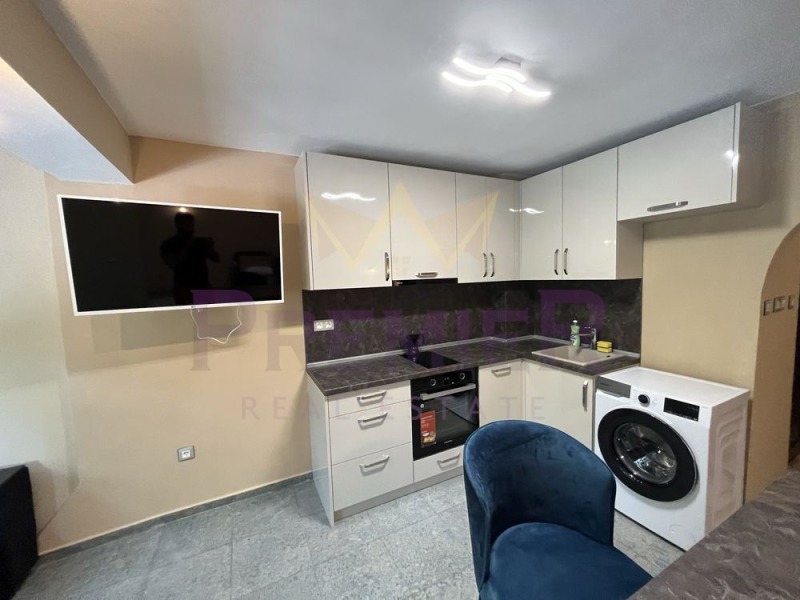 Дава под Наем 2-СТАЕН в град Варна, Център - 50 кв.м / 425 € » 831.23 лв., ИМОТИ ПРЕМИЕР- ВАРНА