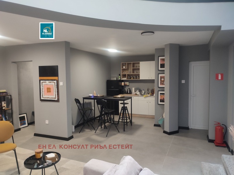 Дава под наем ОФИС, гр. Пловдив, Център