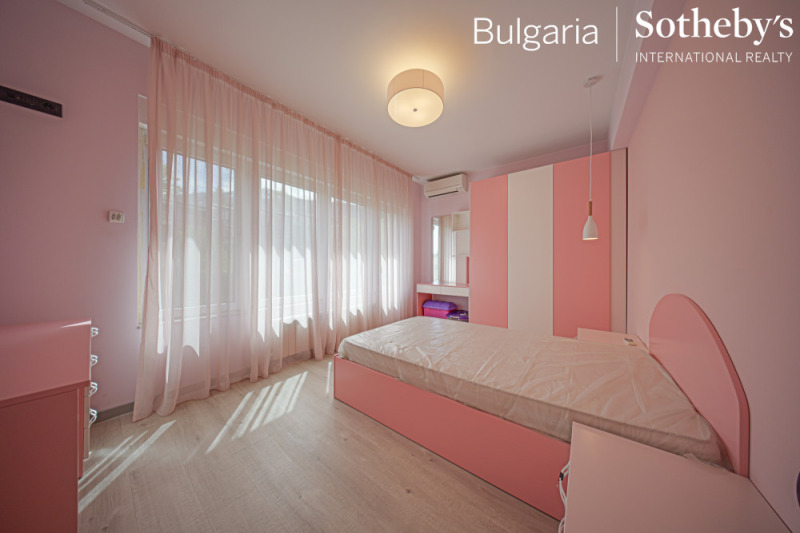 Издаје се  Кућа Софија , в.з.Киноцентара 3 част , 210 м2 | 19206649 - слика [14]
