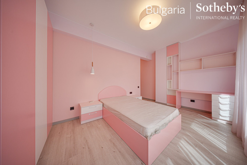 Издаје се  Кућа Софија , в.з.Киноцентара 3 част , 210 м2 | 19206649 - слика [15]