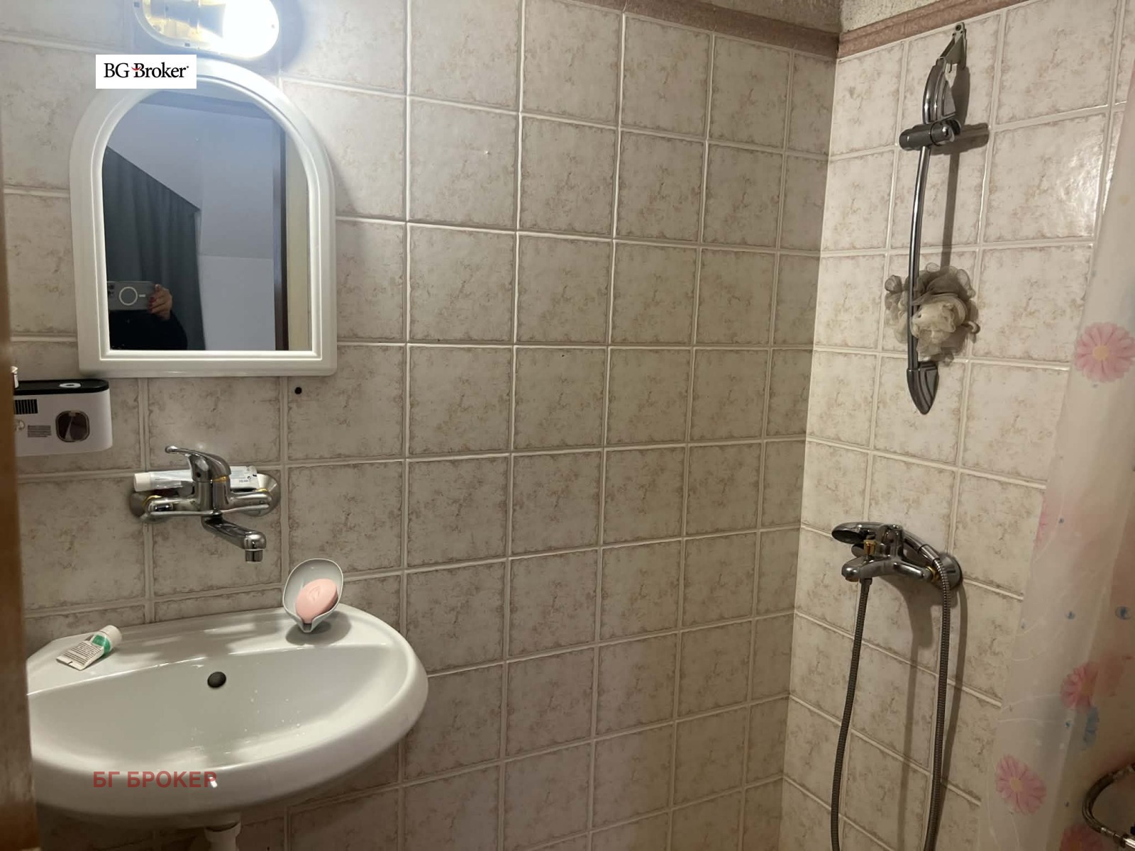 Дава под наем СТАЯ, гр. София, Лозенец, снимка 4 - Стаи под наем - 53734475