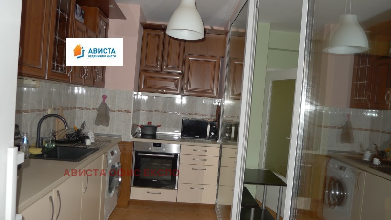 Do wynajęcia  1 sypialnia Sofia , Centar , 63 mkw | 21799840 - obraz [3]