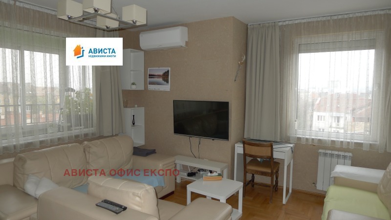 Do wynajęcia  1 sypialnia Sofia , Centar , 63 mkw | 21799840 - obraz [4]