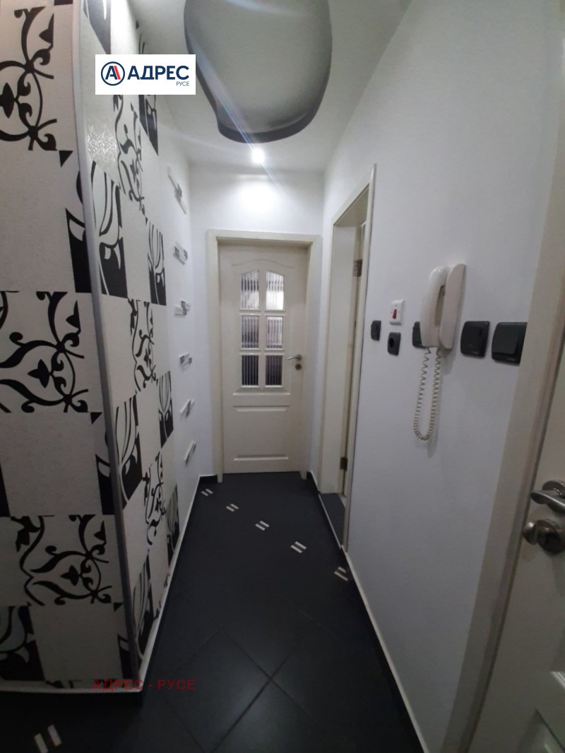 Дава под наем  3-стаен град Русе , Ялта , 85 кв.м | 51102908 - изображение [12]
