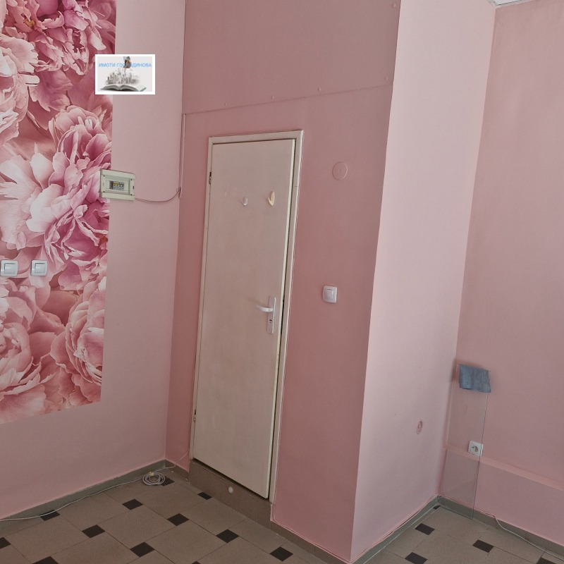 Til leje  Butik Sofia , Krasno selo , 18 kvm | 10335353 - billede [3]