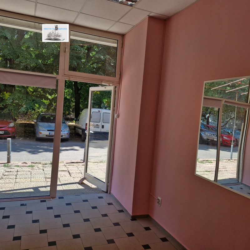 Til leje  Butik Sofia , Krasno selo , 18 kvm | 10335353 - billede [2]