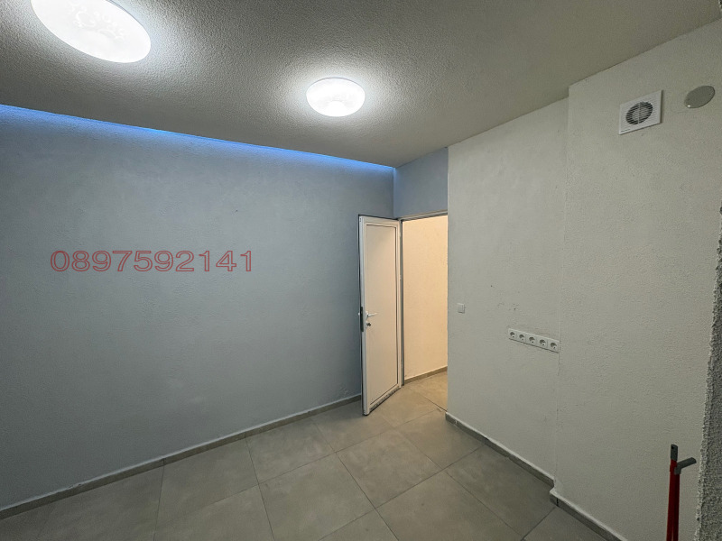 Дава под наем ОФИС, гр. София, Банишора, снимка 2 - Офиси - 52753178