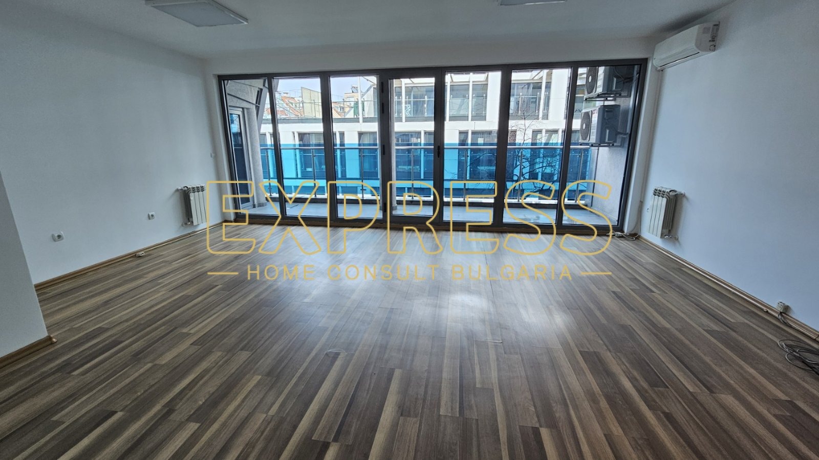 Дава под наем ОФИС, гр. София, Център