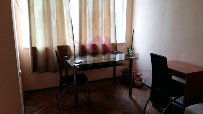 Издаје се  1 спаваћа соба Варна , Центар , 50 м2 | 37941172 - слика [2]