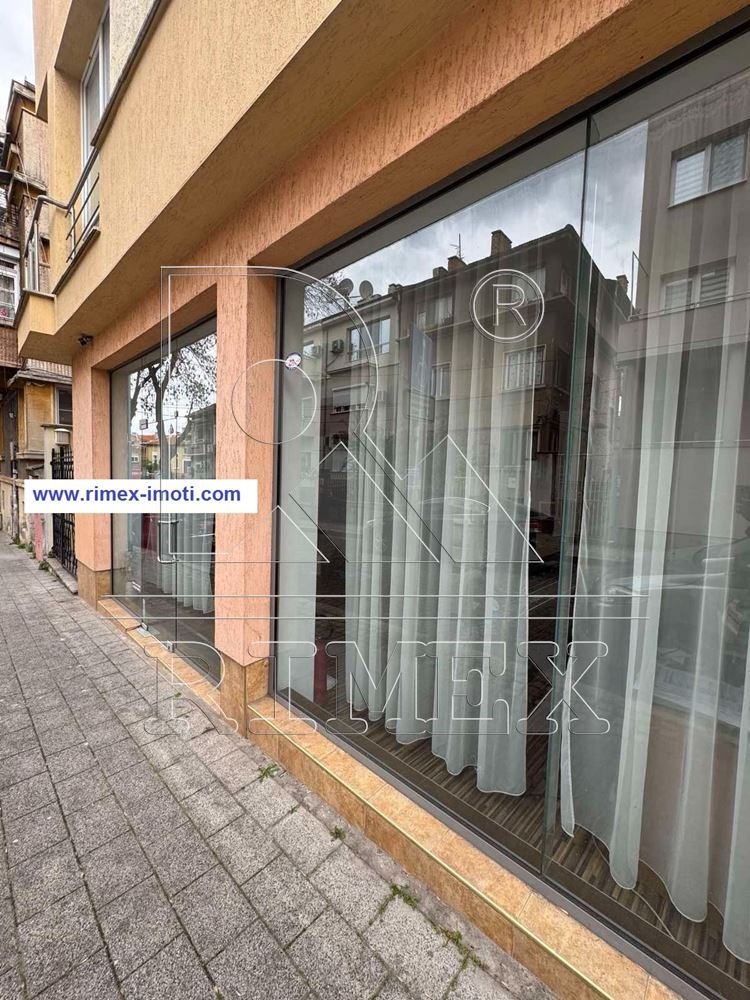 Til leje  Butik Plovdiv , Tsentar , 98 kvm | 22798607