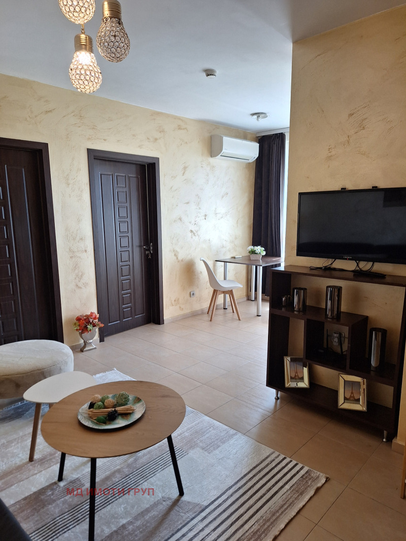 Kiadó  2 hálószobás Plovdiv , Mladezski Halm , 70 négyzetméter | 47156597 - kép [3]