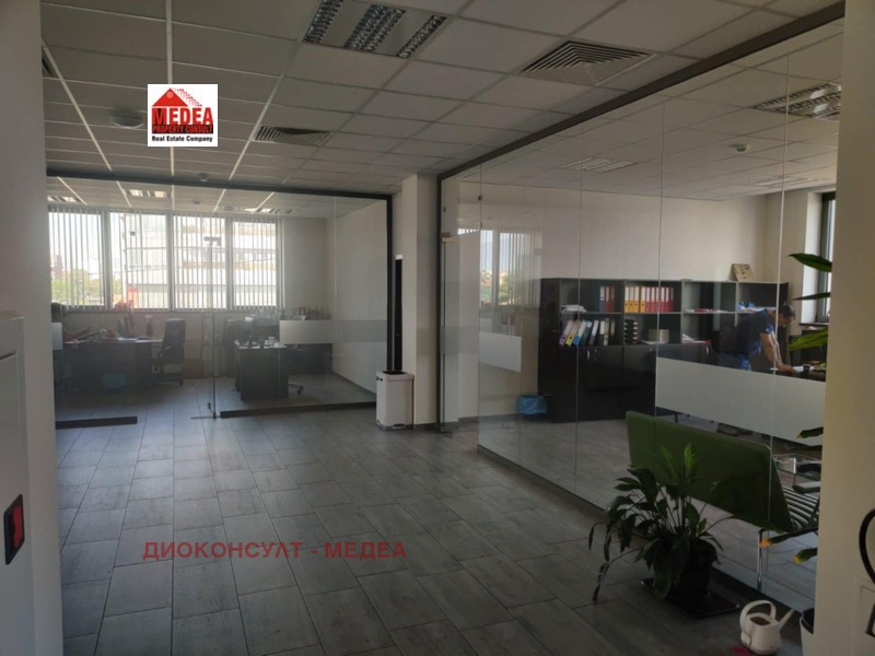 Дава под наем  Офис град София , Левски , 306 кв.м | 62218993 - изображение [4]