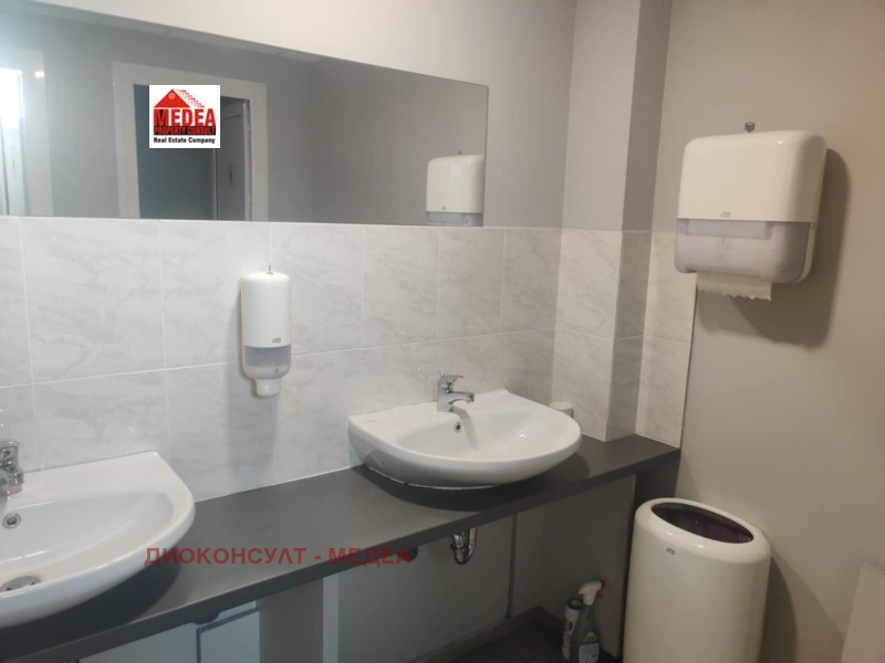 Дава под наем  Офис град София , Левски , 306 кв.м | 62218993 - изображение [6]
