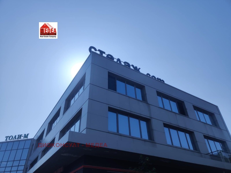 Дава под наем  Офис град София , Левски , 306 кв.м | 62218993